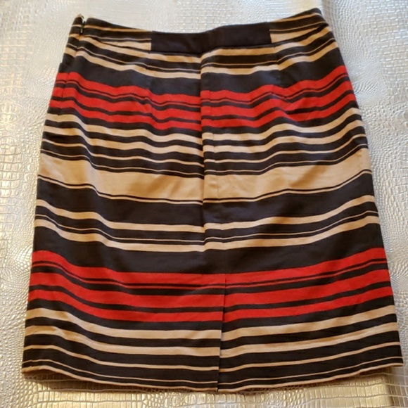 A-line pencil skirt the Limited - Picture 2 of 7